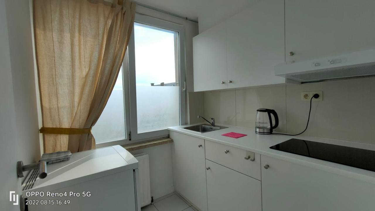 Mooi Slaapkamer! Proper En Compact Place Voor 3 Antwerp Exterior photo